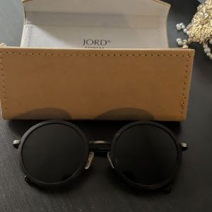 Sunglasses jord